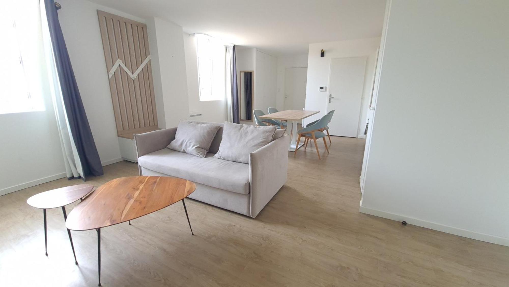 Appartement Première Pierre Verdelais